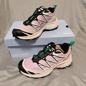 Salomon Women's Light Pink and Black Athletic Shoes
